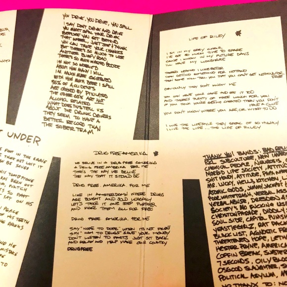 NOFX S & M Airlines cassette - Picture 9 of 12